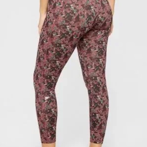 FABLETICS - SIZE M - High-Waisted Legging 7/8 Define PowerHold® - Picture 4 of 8